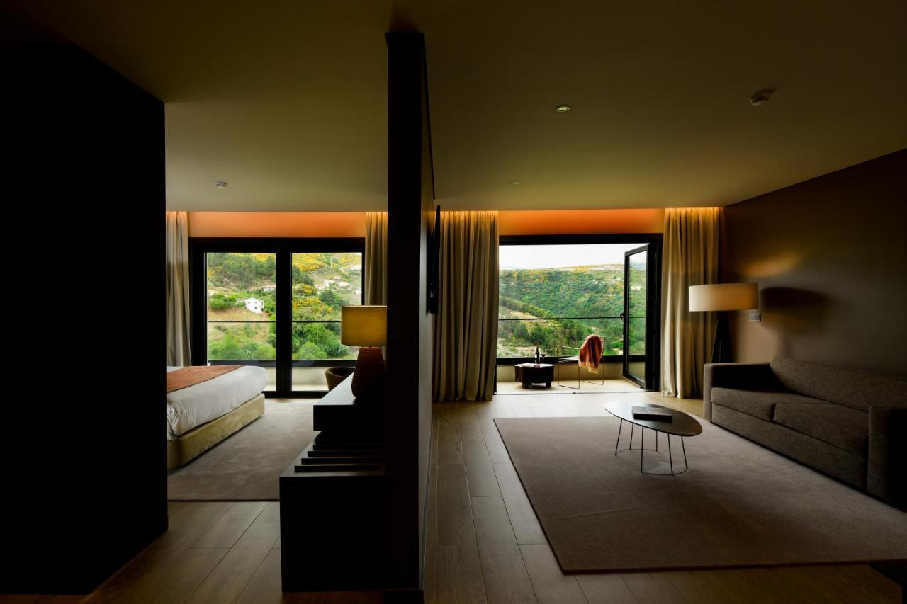 Mw Douro Wine & Spa Santa Marta de Penaguião Εξωτερικό φωτογραφία A room at the hotel