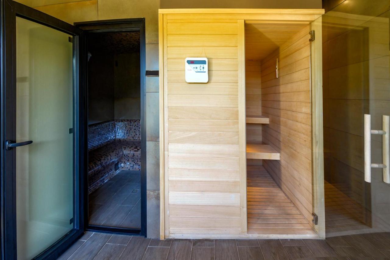 Mw Douro Wine & Spa Santa Marta de Penaguião Εξωτερικό φωτογραφία A modern Finnish sauna