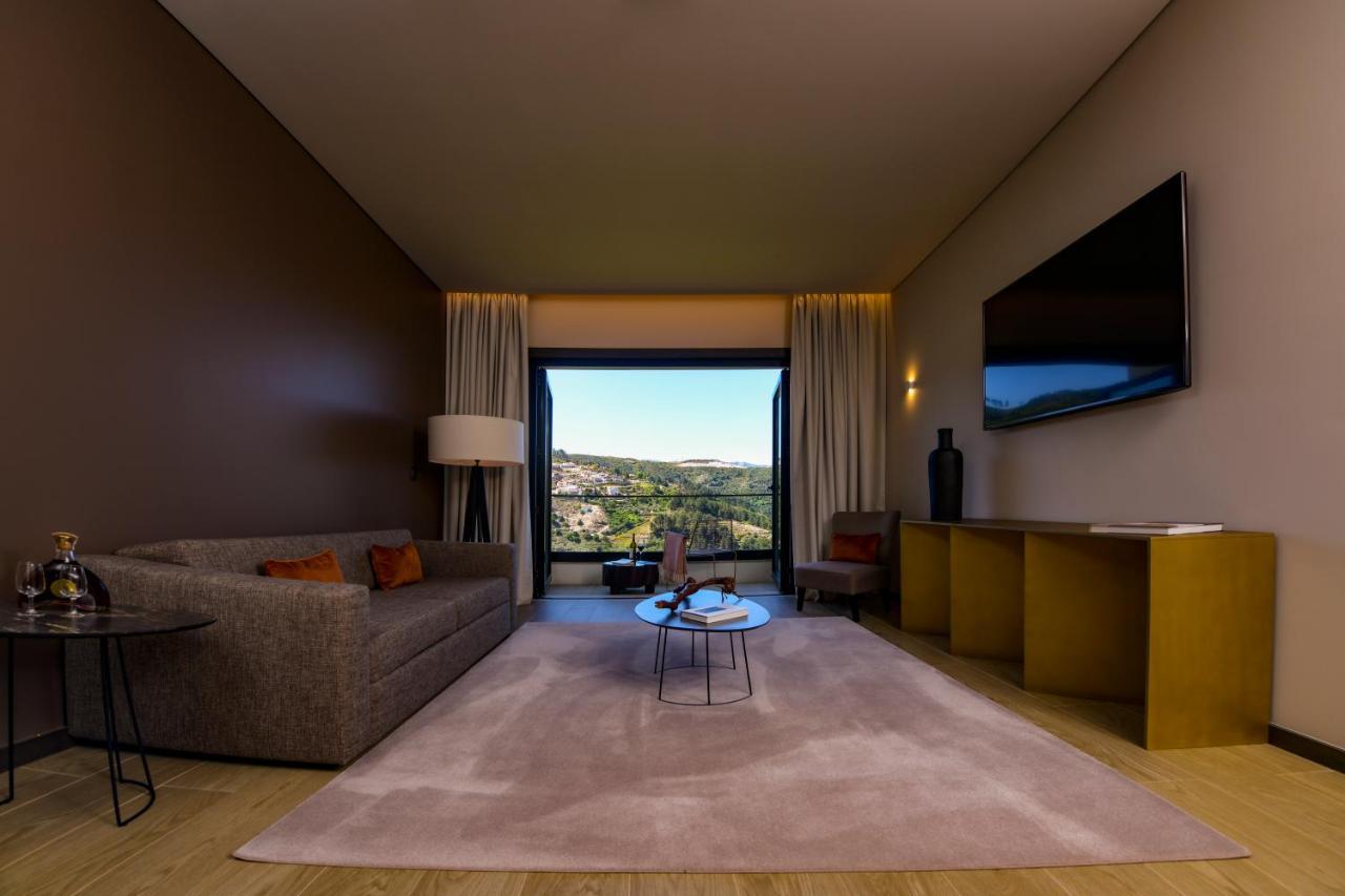 Mw Douro Wine & Spa Santa Marta de Penaguião Εξωτερικό φωτογραφία A room at the hotel
