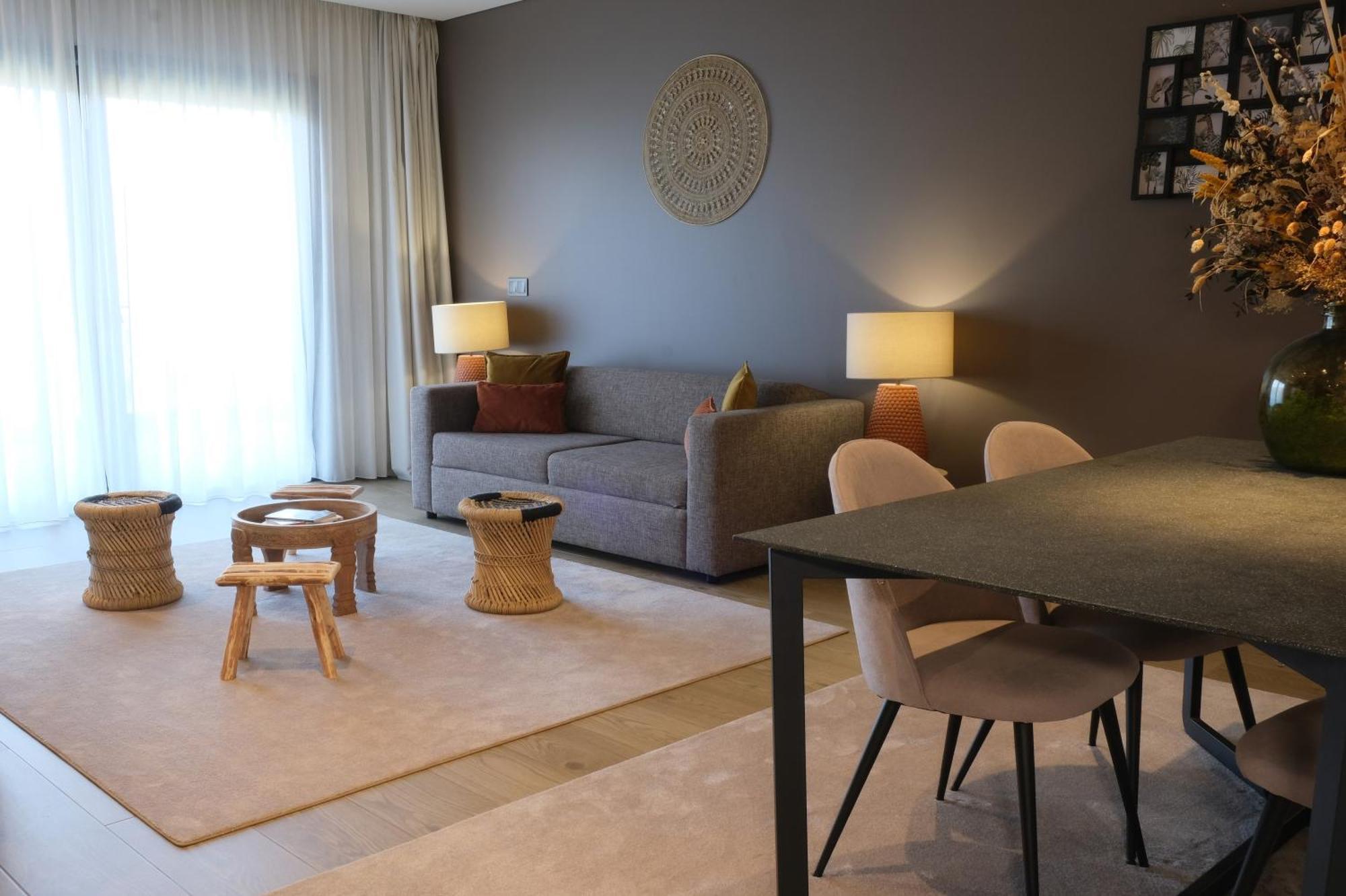 Mw Douro Wine & Spa Santa Marta de Penaguião Εξωτερικό φωτογραφία A living room in a modern apartment